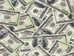 Dólar abre segunda quincena del mes a la baja