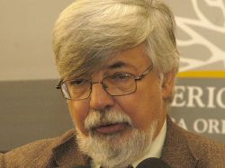 Ciudadanos solicitan renuncia del ministro Bonomi