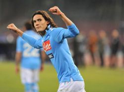 Doblete de Cavani para Nápoli