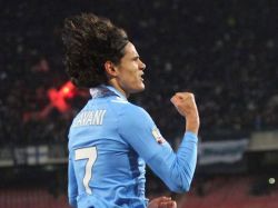 Doblete de Cavani para Nápoli