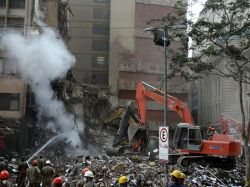 Río: Nueve personas muertas por derrumbe de edificios