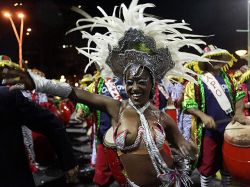 Comenzó el Carnaval uruguayo con una fiesta casi completa