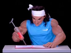 Ahora Rafael Nadal firma autógrafos con una jeringa