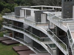 Millonaria inversión en solarium marítimo en Punta del Este