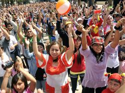 Multitudinario homenaje al Chavo del Ocho en México