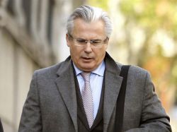 Garzón reclama nulidad de sentencia que le condenó