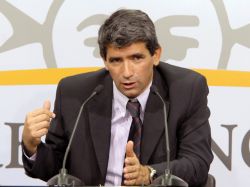 Sendic confirmó que no será presidente del FA