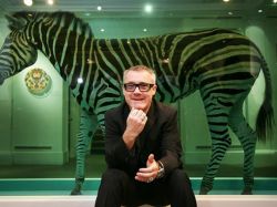 Damien Hirst quiere abrir su galería en Londres en 2014