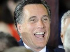 Romney lidera contienda pero perdería con Obama