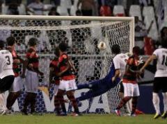 Olimpia consigue histórico empate ante Flamengo