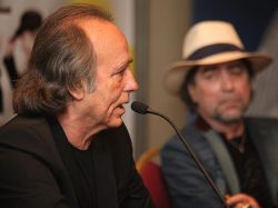 Serrat-Sabina: crisis en España quebró apoyo a la cultura