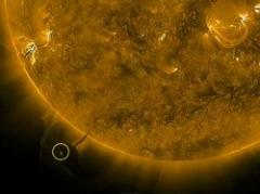 Extraña esfera conectada al sol desata teorías catastrofistas