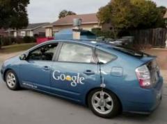 Google prueba auto con piloto automático para ciegos