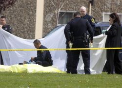 Ya son siete los muertos que deja el tiroteo de Oakland