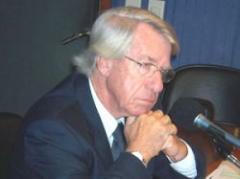 Astori: problemas edilicios se deben a "mala gestión"