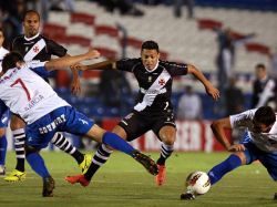 Nacional se despidió de la copa con una derrota como local