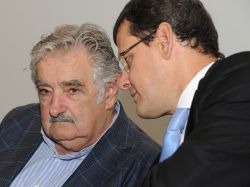 La oposición recibe elogios de Mujica en designación de Díaz