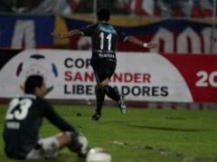 Deportivo Quito destrozó los sueños de Chivas