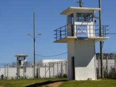 Garcé: no revisar ingresos "generaría muchísimo riesgo"