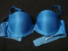 Sensores en sostén o chaleco vigilan el estado del enfermo