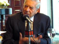 Mario Vargas Llosa y Gilles Lipovetsky en El Espectador