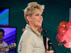 Xuxa: Michael Jackson quería "tener hijos y casarse" con ella Xuxa: Michael Jackson quería "tener hijos y casarse" con ella