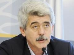 Eduardo Brenta votará al senador Enrique Rubio