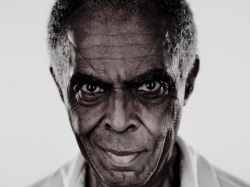 Gilberto Gil: 70 años sin bajarse de los escenarios