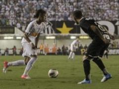 Corinthians avanza y deja en problemas al último campeón