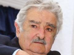 Mujica "podrido" por trato peyorativo hacia el FA