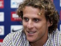 Inter de Porto Alegre confirma el fichaje de Diego Forlán