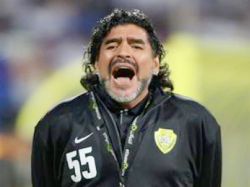 Maradona y su equipo técnico fueron despedidos de Al Wasl