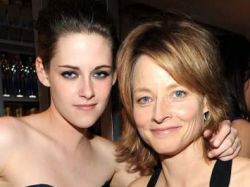 Kristen Stewart tiene el apoyo emocional de Jodie Foster Kristen Stewart tiene el apoyo emocional de Jodie Foster