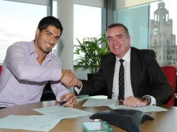 Suárez y Liverpool acuerdan contrato de "largo plazo"