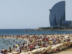 Récord de calor y olas de incendios azotan España