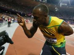 Usain Bolt, nueva estrella del críquet australiano