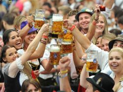 Oktoberfest: se consumirán 6,5 millones de litros de cerveza