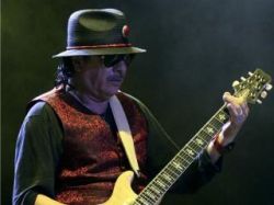 Santana denuncia "estereotipo negativo" de hispanos en EEUU