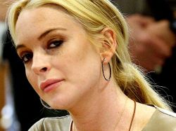 Lohan, que apoyó a Obama en 2008, dice votará por Romney