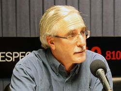 Lorier reconoció error pero criticó "ética" de López Mena