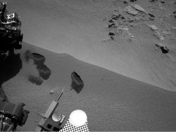 Sorpresa en Marte: encuentran nuevo material brillante Sorpresa en Marte: encuentran nuevo material brillante