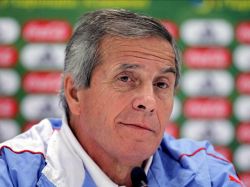 Tabárez convocó a cuatro nuevos jugadores a selección