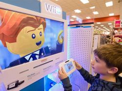 Nintendo ya vende en EEUU la nueva consola Wii U Nintendo ya vende en EEUU la nueva consola Wii U