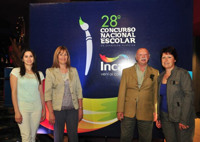 Inca premió a ganadores de concurso escolar de plástica