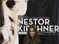 En Argentina se vive una "Kirchnermanía" de estrenos