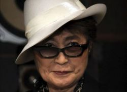 Yoko Ono acusa a McCartney de separar a The Beatles