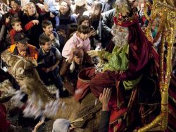 Imágenes de la tradicional Cabalgata de Reyes de Tenerife