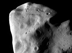 Un asteroide pasará a "un pelo" de la Tierra