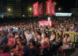 Viernes y sábado hay tablado con entrada libre en Kibón