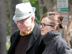 Steve Martin fue padre por primera vez a los 67 años Steve Martin fue padre por primera vez a los 67 años
